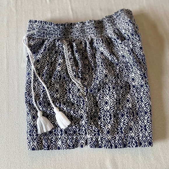 Briggs Women's Blue and White Linen Blend Shorts, Size S - Picture 2 of 6